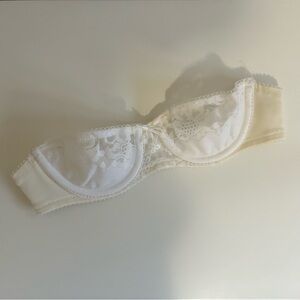 Vintage White Strapless Unlined Underwire Bra